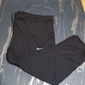 Nike cropped leggings